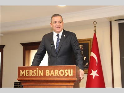 MESLEKTE 40, 50 VE 60 YILINI DOLDURAN DUAYEN AVUKATLARIMIZA, TBB ONUR PLAKETLERİ TAKDİM EDİLDİ