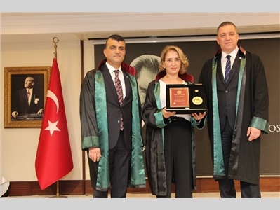 MESLEKTE 40, 50 VE 60 YILINI DOLDURAN DUAYEN AVUKATLARIMIZA, TBB ONUR PLAKETLERİ TAKDİM EDİLDİ