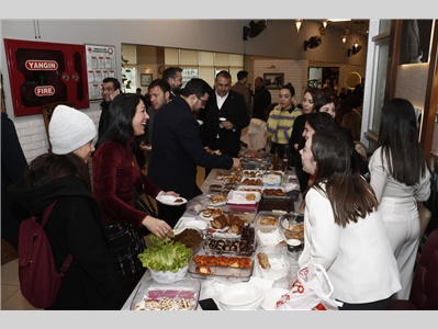KADIN HAKLARI MERKEZİMİZ, SIĞINMA EVİNDEKİ KADINLAR İÇİN KERMES DÜZENLEDİ