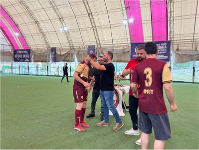 ATATÜRK KUPASI FUTBOL TURNUVASI'NDA KUPALAR SAHİPLERİNİ BULDU