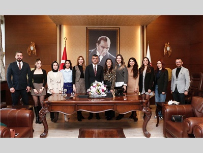 KADIN VOLEYBOL TAKIMIMIZDAN ZİYARET