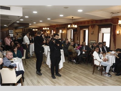 AVUKATLIK MESLEĞİNDE 60, 50, 40,  30 ve 25 YILINI DOLDURAN DUAYEN AVUKATLARIMZA PLAKET TAKDİM EDİLDİ