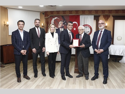 AVUKATLIK MESLEĞİNDE 60, 50, 40,  30 ve 25 YILINI DOLDURAN DUAYEN AVUKATLARIMZA PLAKET TAKDİM EDİLDİ