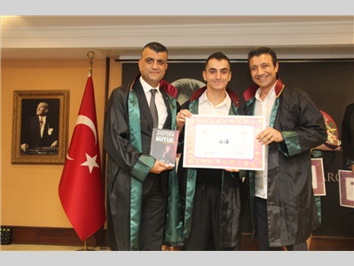 15 STAJYER AVUKATIMIZ AVUKATLIK RUHSATNAMESİNİ ALDI