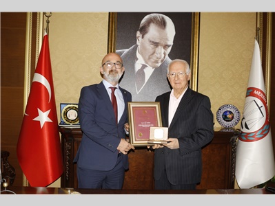AV. UĞUR YILDIRIM'A MESLEKTE 50. YIL PLAKETİ TAKDİM EDİLDİ