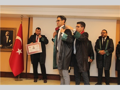 6 STAJYER AVUKATIMIZ CÜBBE GİYDİ