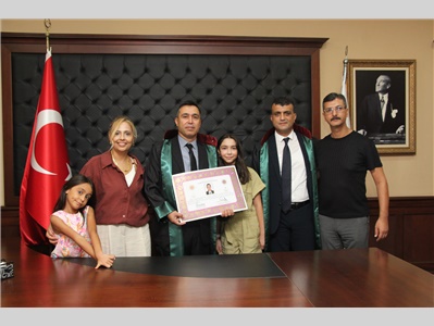 6 STAJYER AVUKATIMIZ CÜBBE GİYDİ