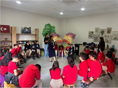 MEZİTLİ VE TOROSLAR ÇOCUK KAMPÜSÜNDE ÇOCUK HAKLARI ATÖLYESİ İLE SEMİNER DÜZENLENDİ