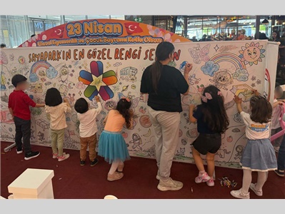 ÇOCUKLAR DUVAR BOYAMA ETKİNLİĞİNDE BULUŞTU