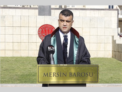 BARO YÖNETİMİMİZ VE KURULLARA SEÇİLEN AVUKATLARIMIZ, GÖREVE BAŞLAMALARI SEBEBİYLE ATATÜRK ANITI  NA ÇELENK SUNDU