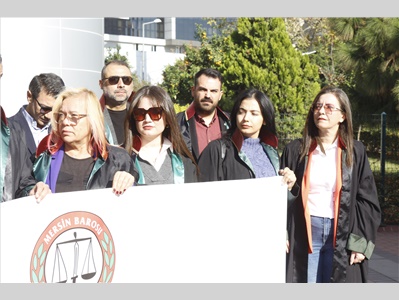 KADIN HAKLARI MERKEZİMİZ: “KAZANILMIŞ HAKLARIMIZIN KAYBINA MÜSAADE ETMEYECEĞİZ”