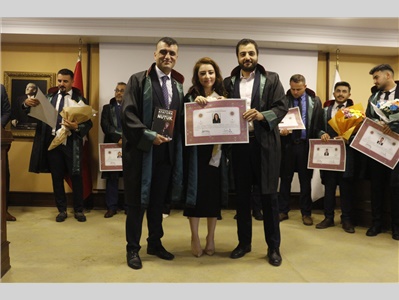 34 STAJYER AVUKATIMIZ CÜBBE GİYDİ