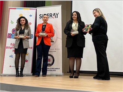 ÇOCUKLAR BİLİŞİM SUÇLARI VE SİBER ZORBALIKLA MÜCADELE KONULARINDA BİLGİLENDİRİLDİ