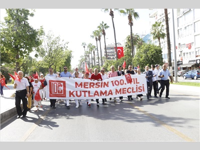 MERSİN 100. YIL BÜYÜK CUMHURİYET YÜRÜYÜŞÜ’NDE TEK YÜREK OLDUK