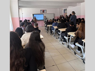ÖĞRENCİLER AKRAN ZORBALIĞI VE SUÇ SAYILAN DAVRANIŞLAR KONULARINDA BİLGİLENDİRİLDİ