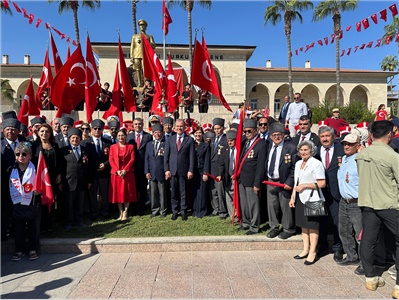 BAŞKANIMIZ AV. GAZİ ÖZDEMİR, CUMHURİYET BAYRAMI KUTLAMA PROGRAMINA KATILDI