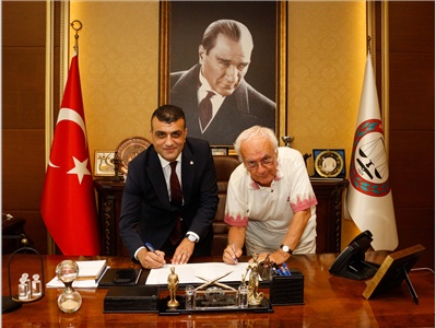 MERSİN BAROSU İLE ÇAĞ ÜNİVERSİTESİ ARASINDAKİ İŞBİRLİĞİ PROTOKOLÜ YENİLENDİ