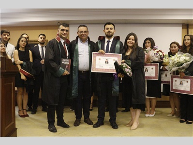 21 STAJYER AVUKATIMIZ CÜBBE GİYDİ