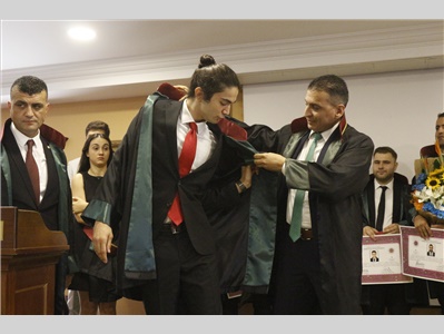 21 STAJYER AVUKATIMIZ CÜBBE GİYDİ