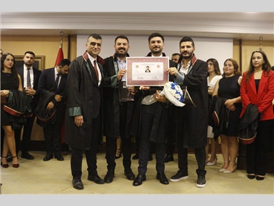 21 STAJYER AVUKATIMIZ CÜBBE GİYDİ