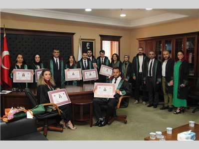 8 STAJYER AVUKATIMIZ CÜBBE GİYDİ