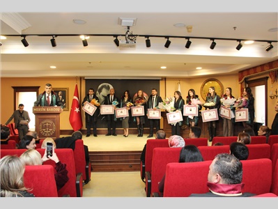 10 STAJYER AVUKATIMIZ, 2026 YILININ İLK YEMİN TÖRENİNDE CÜBBE GİYDİ