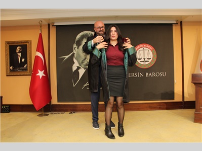 10 STAJYER AVUKATIMIZ, 2026 YILININ İLK YEMİN TÖRENİNDE CÜBBE GİYDİ