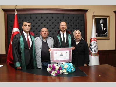 10 STAJYER AVUKATIMIZ, 2026 YILININ İLK YEMİN TÖRENİNDE CÜBBE GİYDİ