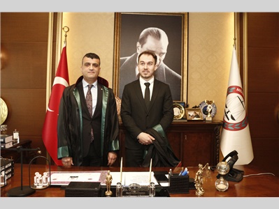 3 STAJYER AVUKATIMIZ CÜBBE GİYDİ