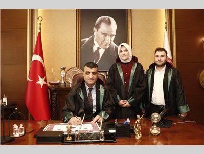 3 STAJYER AVUKATIMIZ CÜBBE GİYDİ