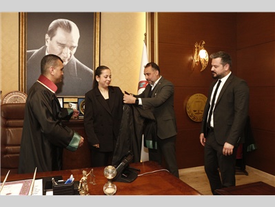 3 STAJYER AVUKATIMIZ CÜBBE GİYDİ
