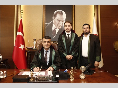 3 STAJYER AVUKATIMIZ CÜBBE GİYDİ