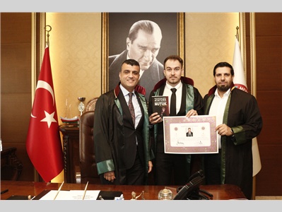 3 STAJYER AVUKATIMIZ CÜBBE GİYDİ