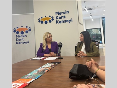 KADIN HAKLARI MERKEZİMİZ SERGİ AÇILIŞI VE KADIN HAKLARI SÖYLEŞİSİNE KATILDI