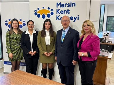 KADIN HAKLARI MERKEZİMİZ SERGİ AÇILIŞI VE KADIN HAKLARI SÖYLEŞİSİNE KATILDI