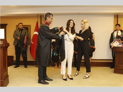 6 STAJYER AVUKATIMIZ CÜBBE GİYDİ