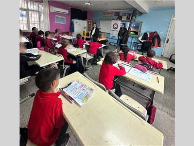 ÇOCUKLAR HAKLARINI ÖĞRENİP AVUKATLIK MESLEĞİNİ TANIDI