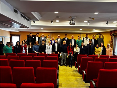 “ AİLE HUKUKU UYGULAMALARI ” KONULU KONFERANS DÜZENLENDİ