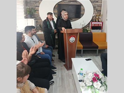 2 STAJYER AVUKATIMIZ MUT’TA DÜZENLENEN YEMİN TÖRENİNDE CÜBBE GİYDİ