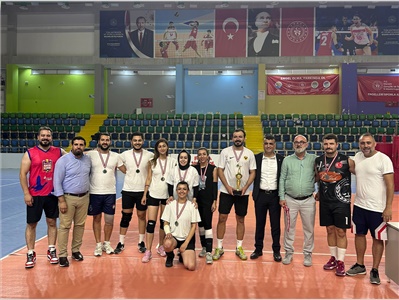 VOLEYBOL TURNUVASI ÜÇÜNCÜLÜK VE FİNAL MAÇI YAPILDI
