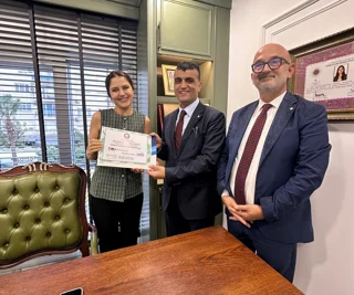MESLEKTAŞLARIMIZIN YENİ OFİSİ HAYIRLI OLSUN