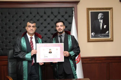 6 STAJYER AVUKATIMIZ DAHA SAVUNMA MESLEĞİNE İLK RESMİ ADIMI ATTI